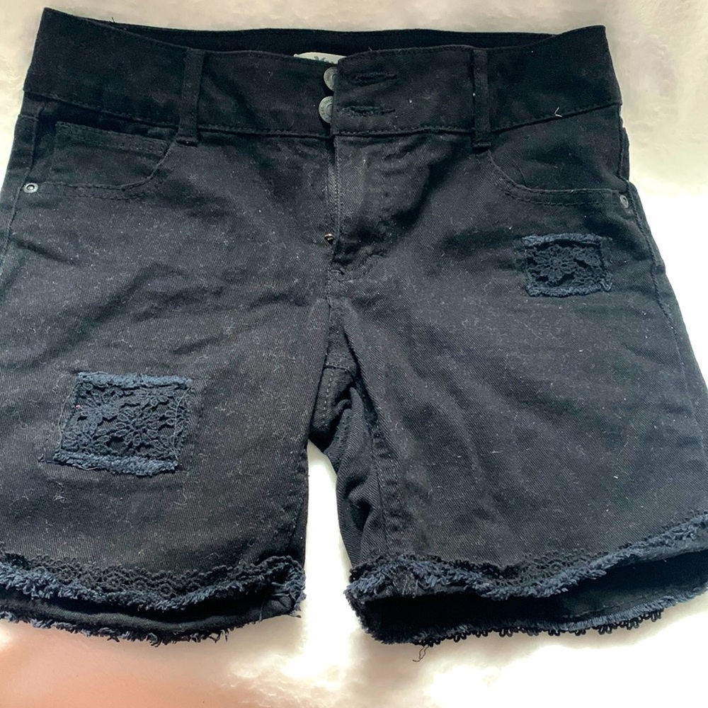 Girls black summer shorts!